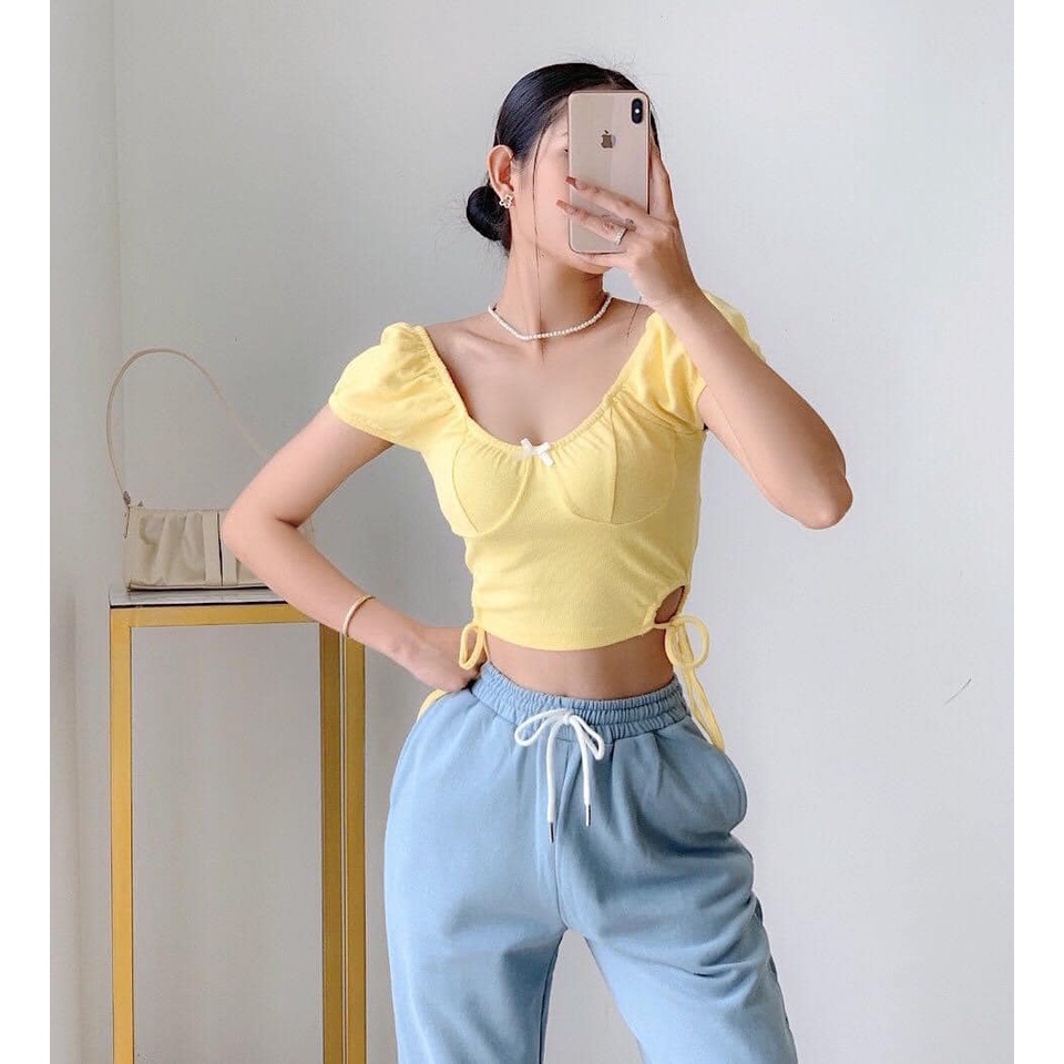 Áo Croptop khoét eo