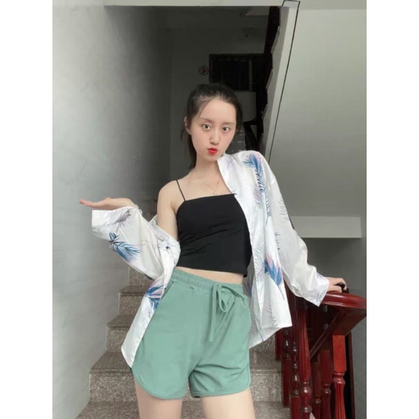 Quần đùi hình thật