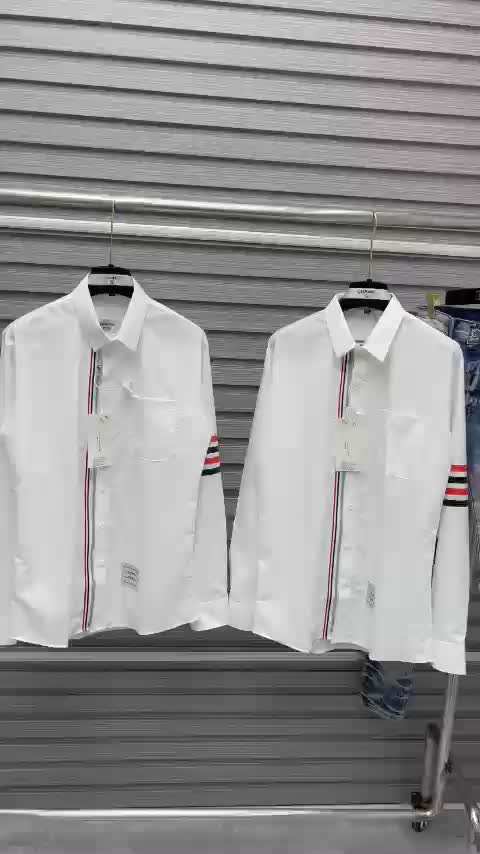 Sơ Mi Thom 4 Vạch Tay Chất Vải Lụa Bóng Bản NEww 2023 | BigBuy360 - bigbuy360.vn