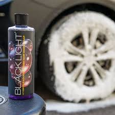 Chemical Guys Dung dịch rửa xe cao cấp - Black Light Hydrid Radiant Finish Car Wash Soap - 478ml