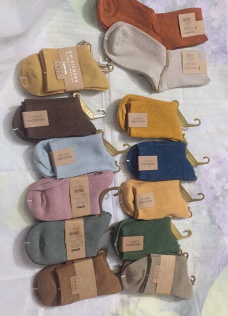 Sỉ 10 đôi tất cổ cao trơn nhiều màu, vớ vintage