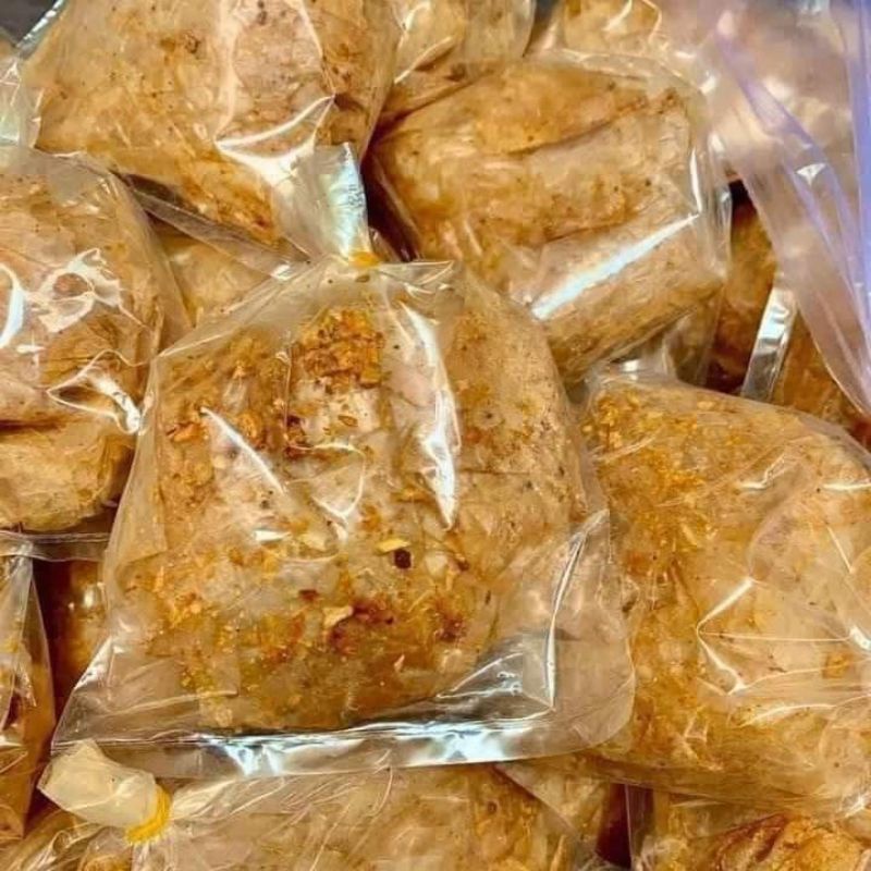 BÁNH TRÁNG MUỐI TỎI XIKE SIÊU CAY