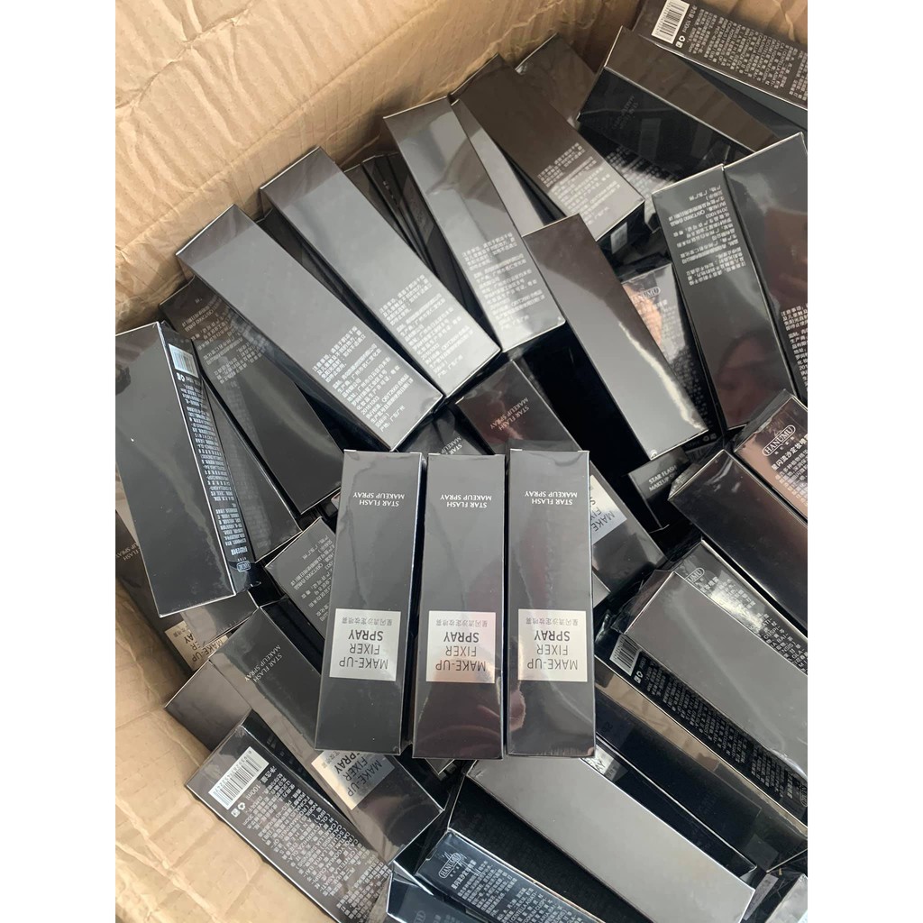 Xịt khoáng khóa lớp make up MAKEUP FIXER SPRAY, ÁNH NHŨ, giữ lớp trang điểm lâu trôi và cấp ẩm tức thì cho nàn da | BigBuy360 - bigbuy360.vn