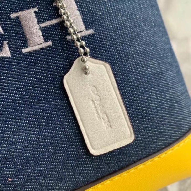 ✨ TÚI COACH TOTE MOLLIE C4085