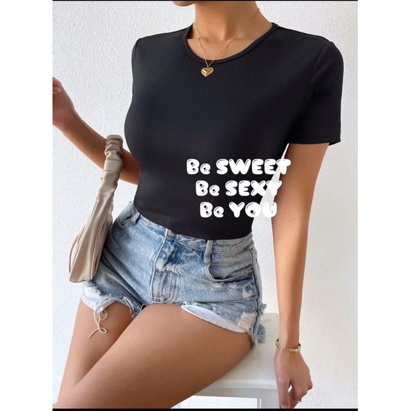 Áo thun crop top cột dây nơ phía sau siêu xinh