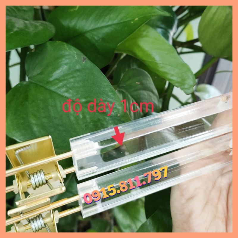 Móc treo quần áo - kẹp mika đầu kẹp mạ vàng siêu xinh và sang chảnh cho shop thời trang màu trong suốt,kích thước 30cm