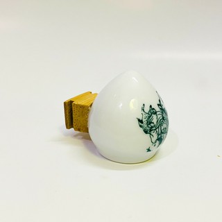 Cóng sứ khuyên
