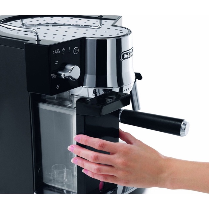 Máy Pha Cà Phê DeLonghi EC820 - Đen - Hàng Chính Hãng