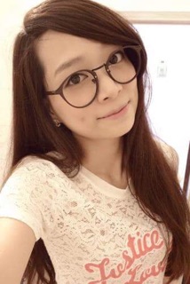 Gọng kính tròn kute
