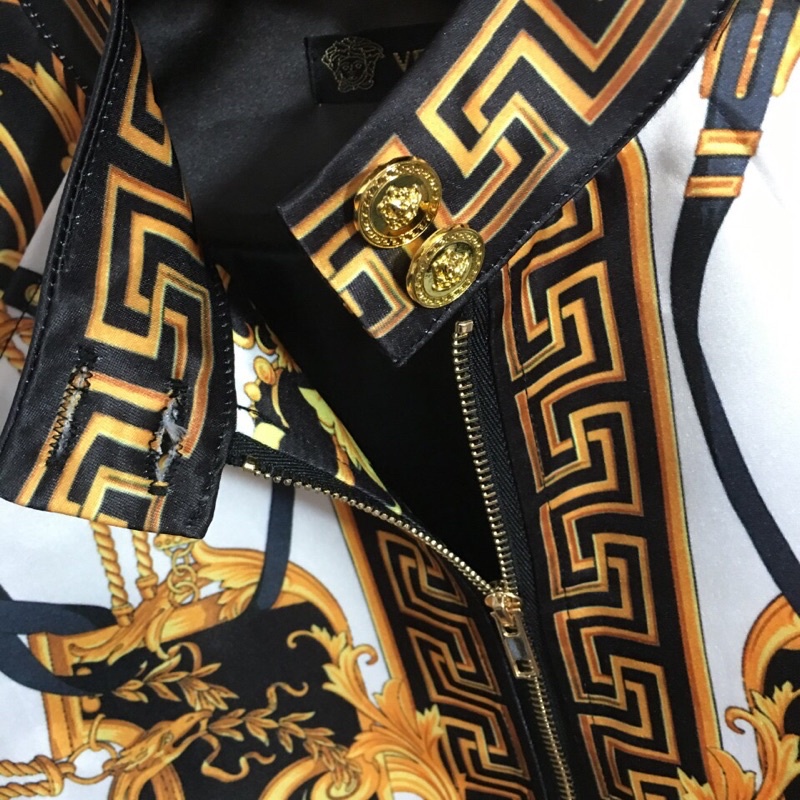 Áo khoác thời trang thiết kế mới phong cách retro thương hiệu Versace cao cấp