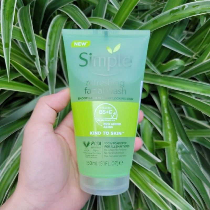 Gel Rửa Mặt Simple 150ml