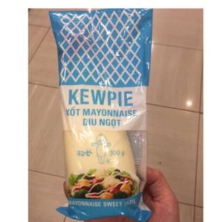 Sốt Mayonnaise Kewpie (300g)
