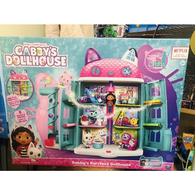Nhà Gabby Dollhouse cao 60cm với 8 âm thanh và 15 phụ kiện