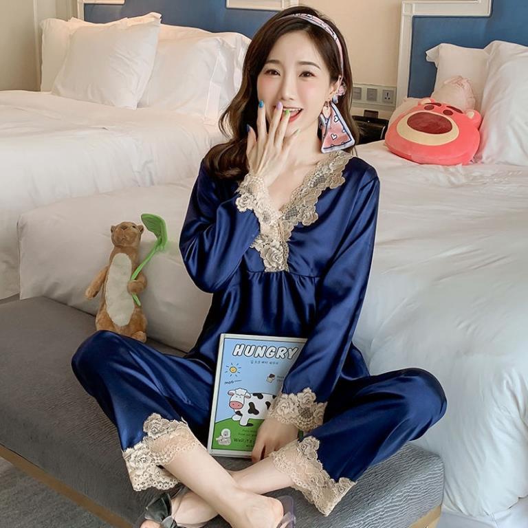 ☞Bộ Đồ Ngủ Áo Tay Dài Phối Ren + Quần Dài Vải Lụa Lạnh Mỏng Cỡ Lớn Thời Trang Quyến Rũ Cho Nữ 😍