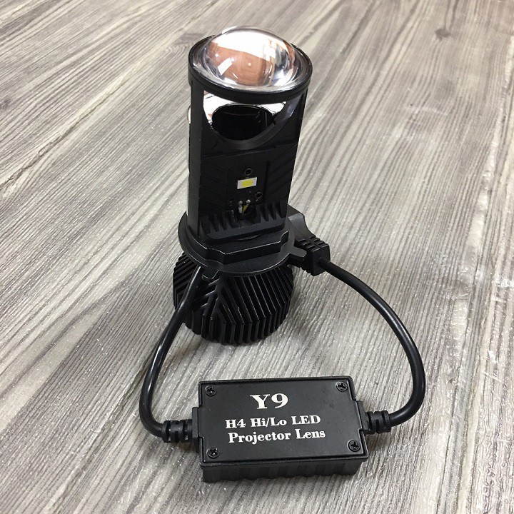 Đèn pha LED bi cầu Y9 ánh sáng gom siêu sáng chân H4
