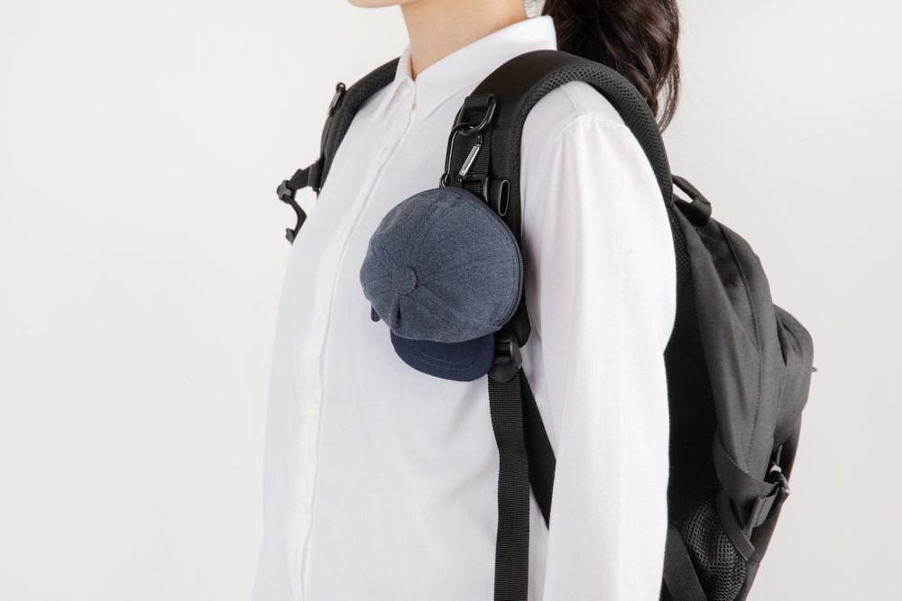 Móc Khóa Ví Tiền ARTBOX Hàn Quốc Hình Chiếc Nón Thêu Hình Boss Màu Xanh Navy