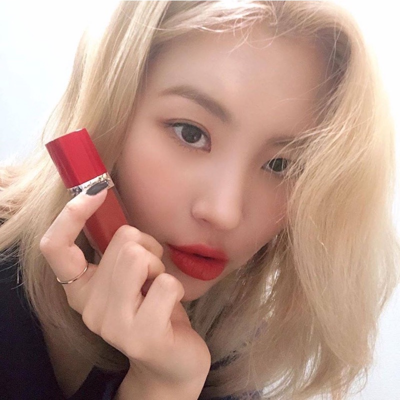 Son kem lì có dưỡng Rouge Dior Ultra Care Liquid