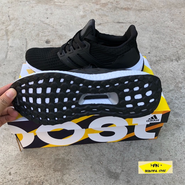 (Full box) Giày thể thao ADIDAS ULTRA BOOST đen