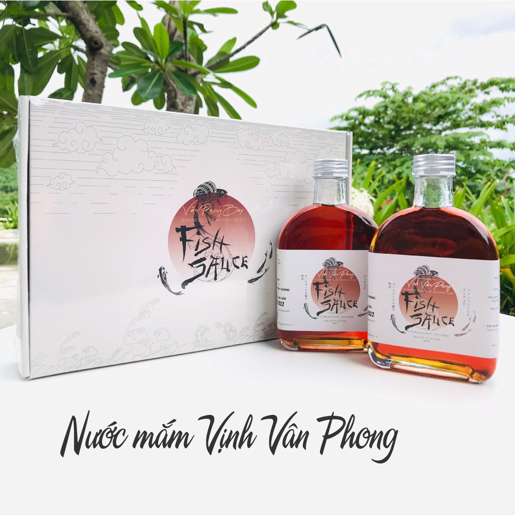 Nước mắm vịnh Vân Phong The Moshav Farm hộp 2 chai x 330ml - Hương vị thơm ngon và an toàn cho sức khoẻ - không bột ngọt