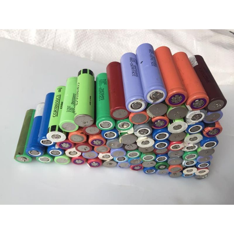 1kg pin 18650 cũ hỏng ,vỏ còn nguyên