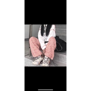 quần họa tiết style chất ngầu