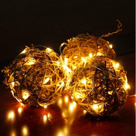 Đèn LED dây đồng dùng trang trí tiệc Giáng Sinh