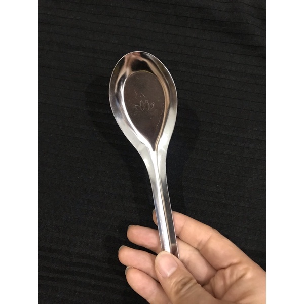 Thìa phở inox hoa sen dài 15cm