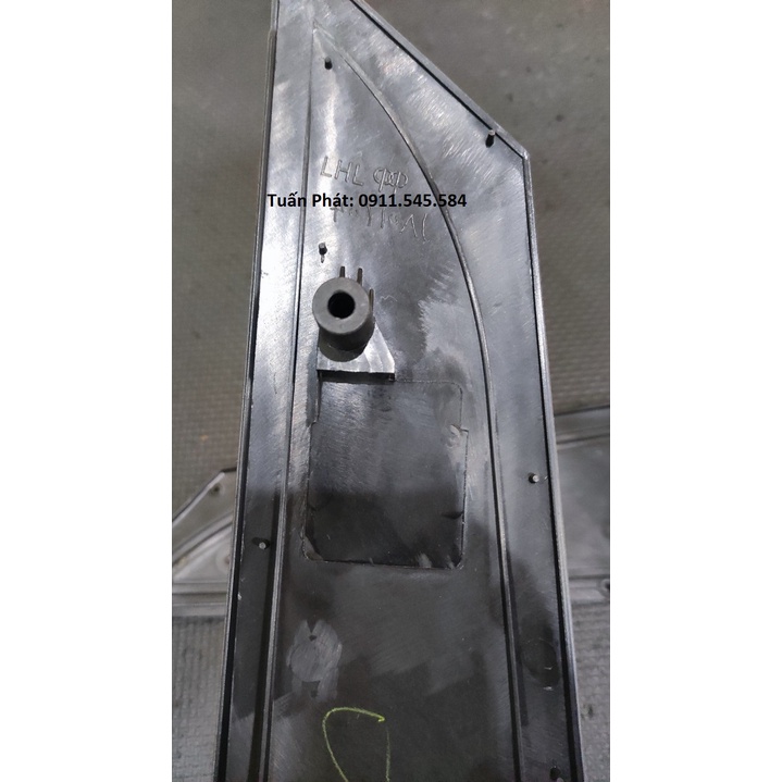 Chân Gương Innova 2006-2015