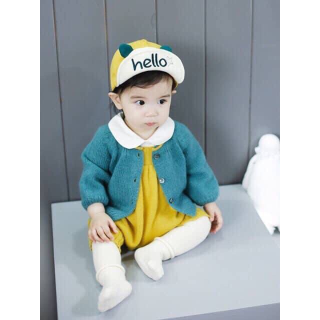 Mũ cho bé thêu chữ HELLO