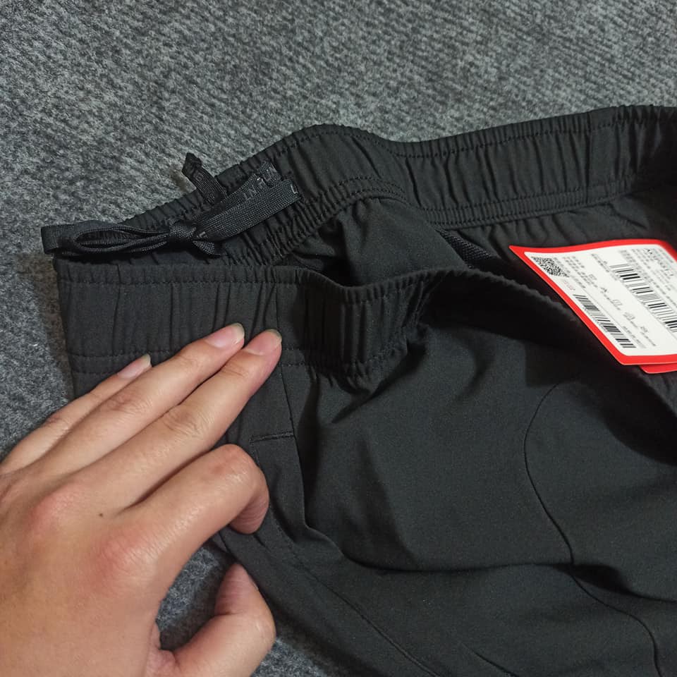 Quần đùi nam Lining AKSP551 sẵn hàng