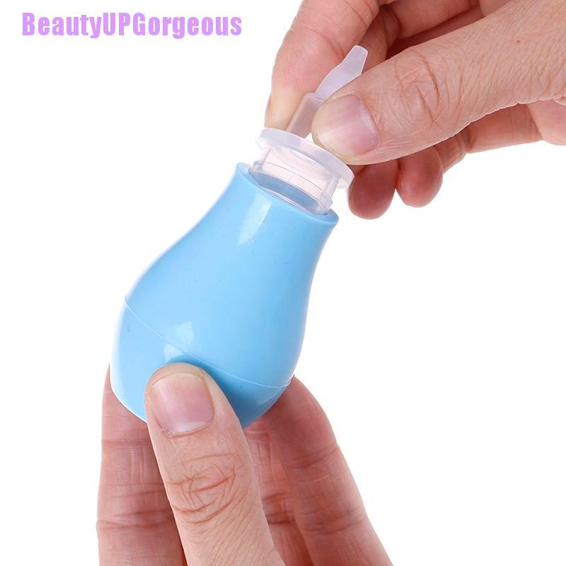 1 dụng cụ hút mũi bằng silicone cho bé sơ sinh