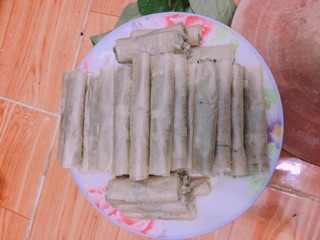 Lá cuốn ram/ chả giò