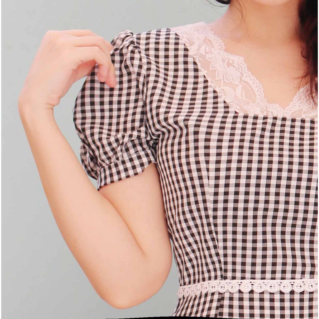 [Mã SKAMA06 giảm 8% tối đa 50K đơn 250K] Đầm đen XẢ KHO SIÊU XINH | BigBuy360 - bigbuy360.vn