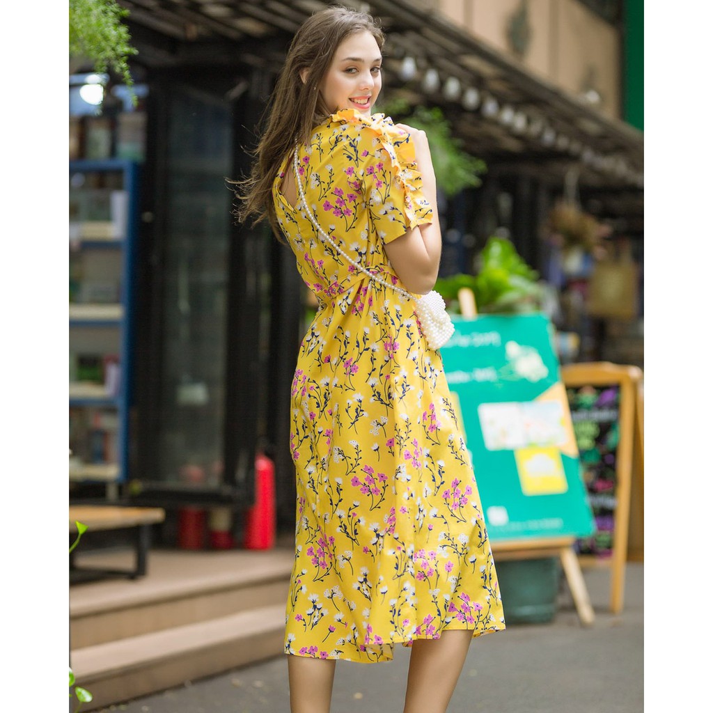 [Mã FAMALLT5 giảm 15% đơn 150k] Đầm hoa cổ tròn ngắn tay J-P Fashion | BigBuy360 - bigbuy360.vn