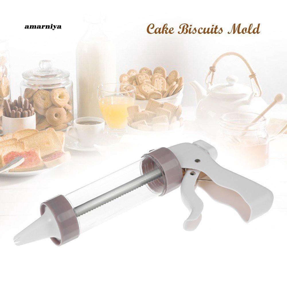 món dụng cụ làm bánh quy nhiều kiểu xinh xắn