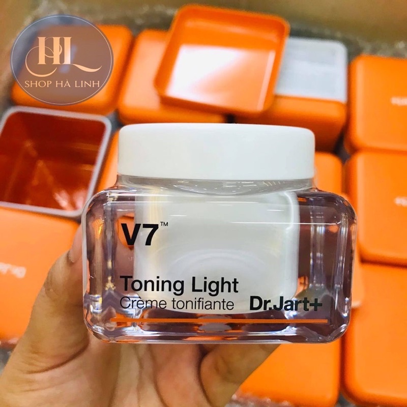 Kem dưỡng da V7 Toning Light dưỡng trắng và tái tạo da 50ml