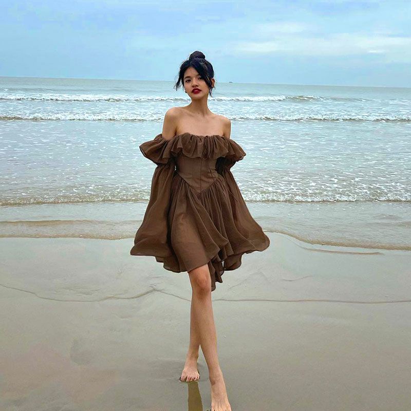 Váy trễ vai tay bèo ôm eo siêu xinh