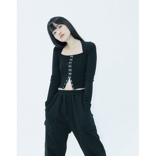 Chính hãng áo hook square top hago