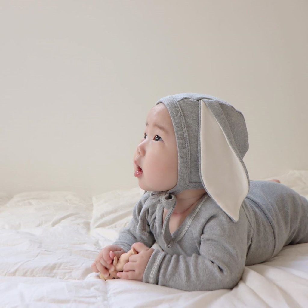 Bộ áo liền quần tay dài màu sắc dễ thương cho bé