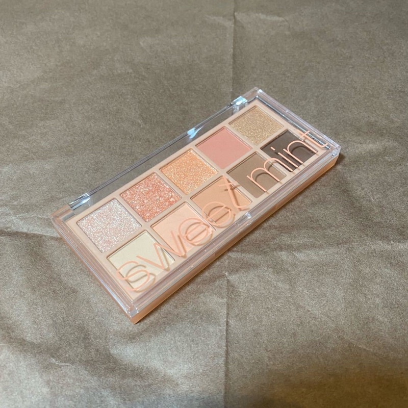Bảng phấn mắt SWEET Mint 10 màu chống nước lâu trôi | BigBuy360 - bigbuy360.vn