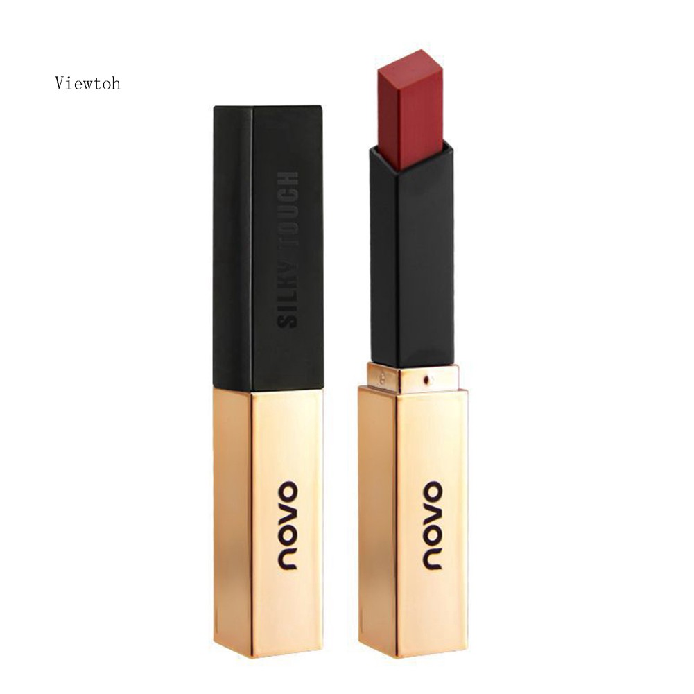 Son thỏi NOVO lên màu đẹp lâu phai và giữ ẩm môi
