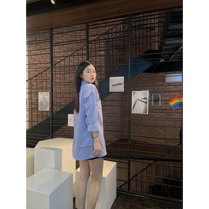 Áo sơ mi sọc xanh thêu logo mặt cười siêu hot, chất vải kate mịn form đẹp hottrend 2022