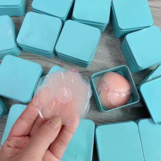 Hộp dán ti silicon