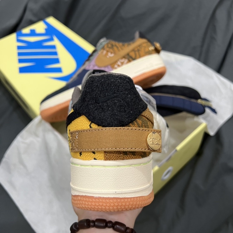 GIÀY AIR AF1 TRAVIS SCOT LAI AU