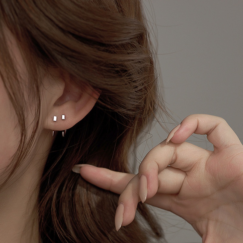 Khuyên Tai Vuông Nhỏ Phong Cách Hàn Quốc C315