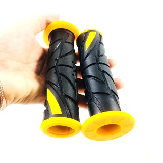 Bao tay xe máy Spider có gù