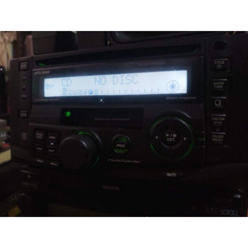 Máy phát nhạc Alpine CD/RADIO/MP3/AUX/OUT SUB/TAPE lắp chung cho tất các hãng xe