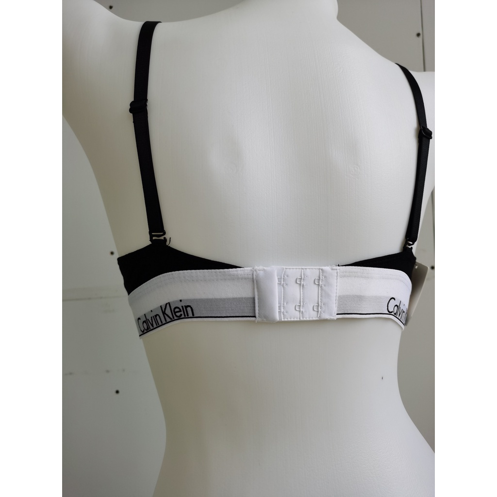 Áo Ngực Thể Thao Có Đệm-Sexy + Quần Lọt Khe