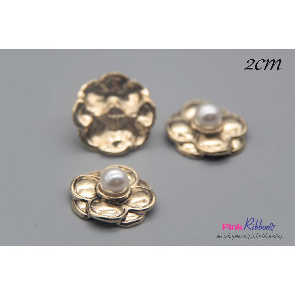 Charm hoa vàng xi nhụy trai