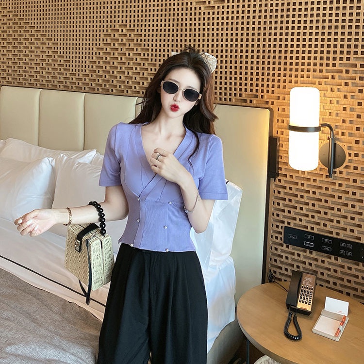 Áo Thun Croptop Dệt Kim Tay Ngắn Cổ Chữ V Dáng Ôm Thời Trang Mùa Hè 2020 Mới Mẻ Gợi Cảm Dành Cho Bạn Nữ
